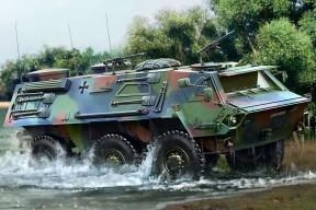 开云网页版-Miller 队长风范激励全队奋战，mic队长