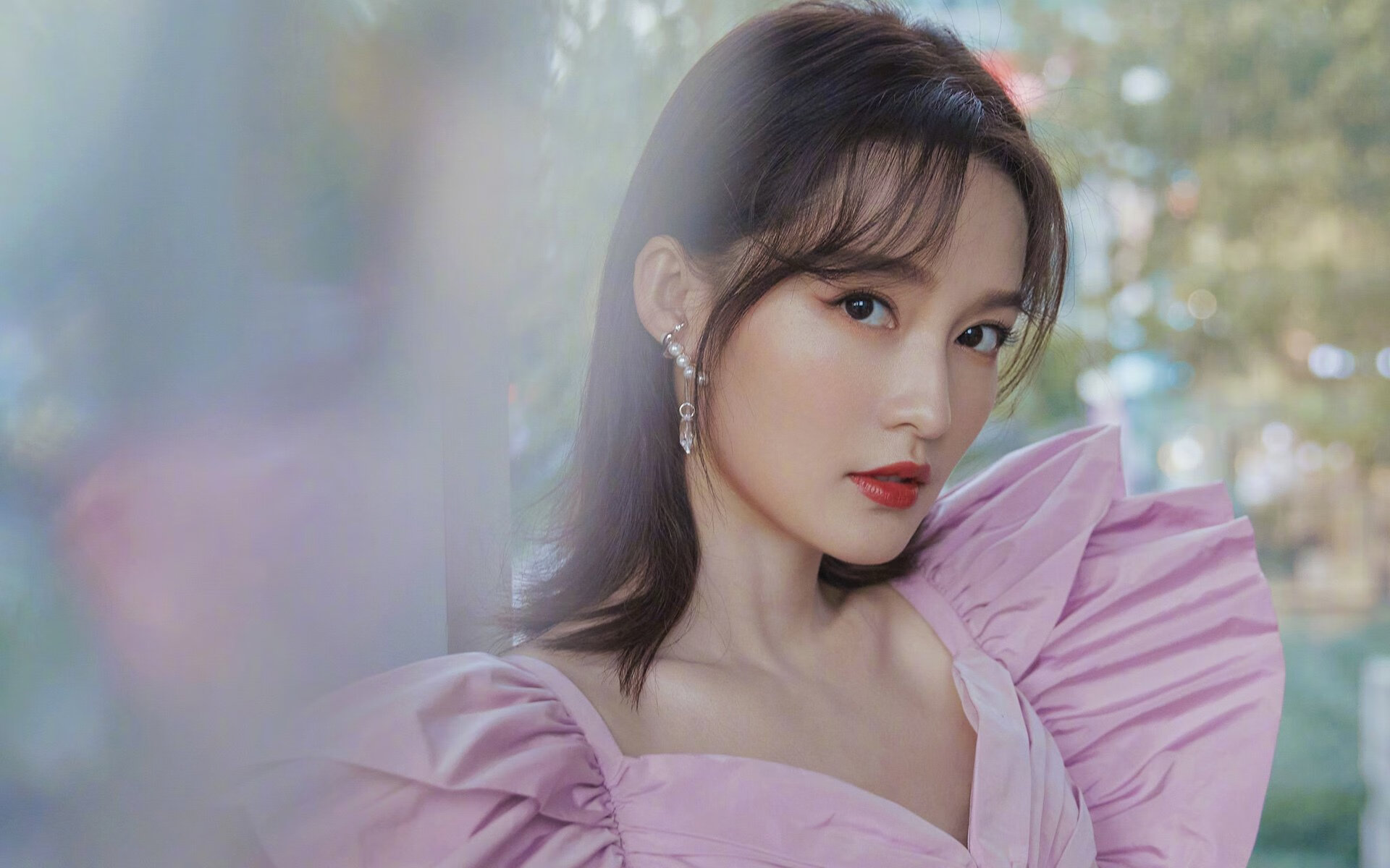 中国篮球是否引导球员树立公众责任感与社会使命感，国家对篮球的重视